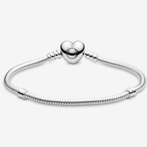 Pandora Moments Heart Clasp Snake Chain Bracelet